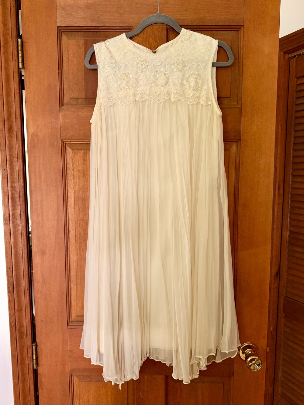Vintage 60s Cream Pleated Lace Yoke Mini Dress